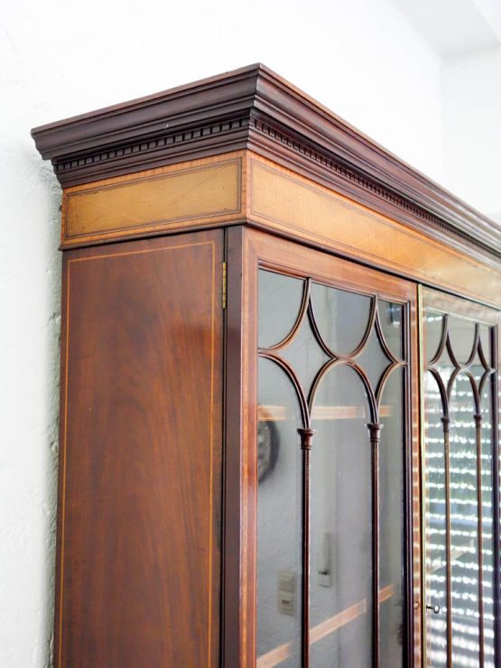 Einzigartiger Bücherschrank in Mahagoni aus der Zeit um 1880 | Wohnkultour