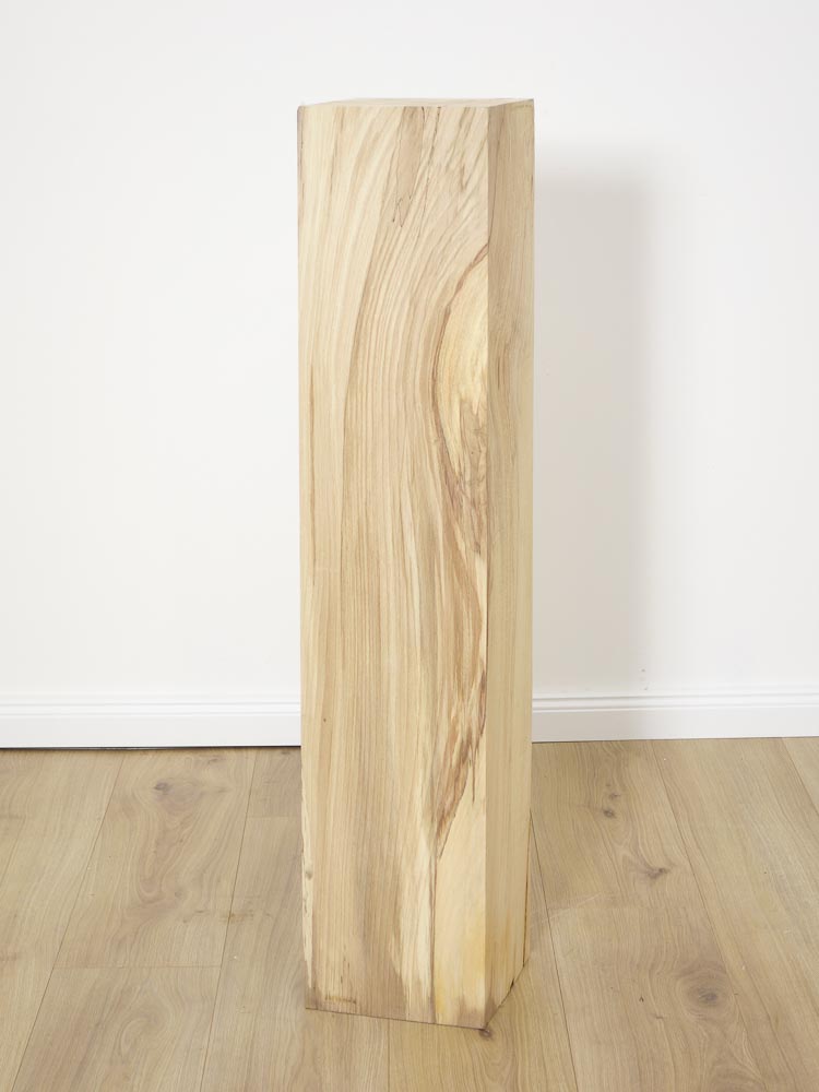 Holzsäule aus massiver Buche mit ausdrucksstarker Maserung