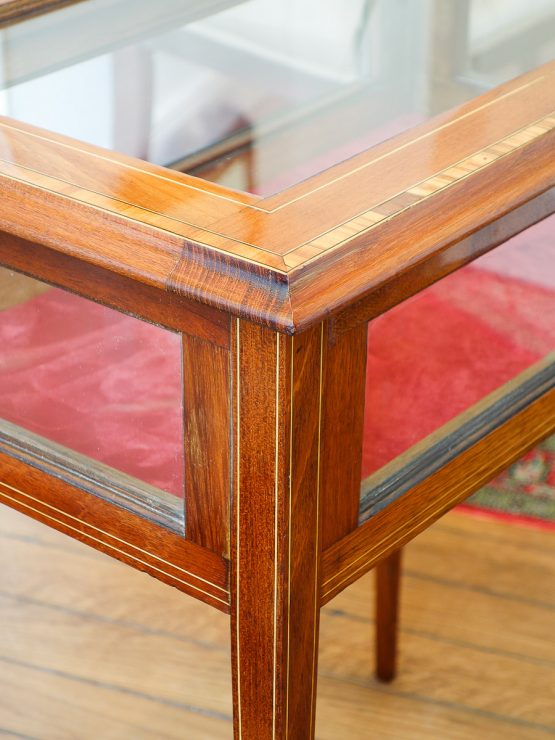 Antike Tischvitrine - Schmuckvitrine um 1900 handpoliert