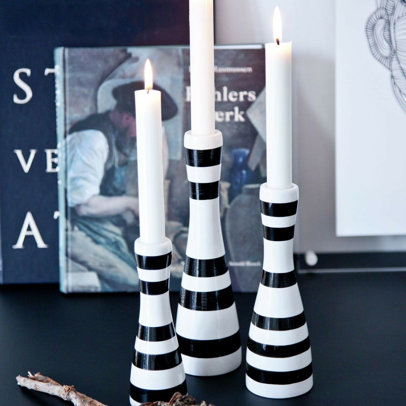 Kähler Omaggio Kerzenständer weiß/schwarz 16cm – Bild 3