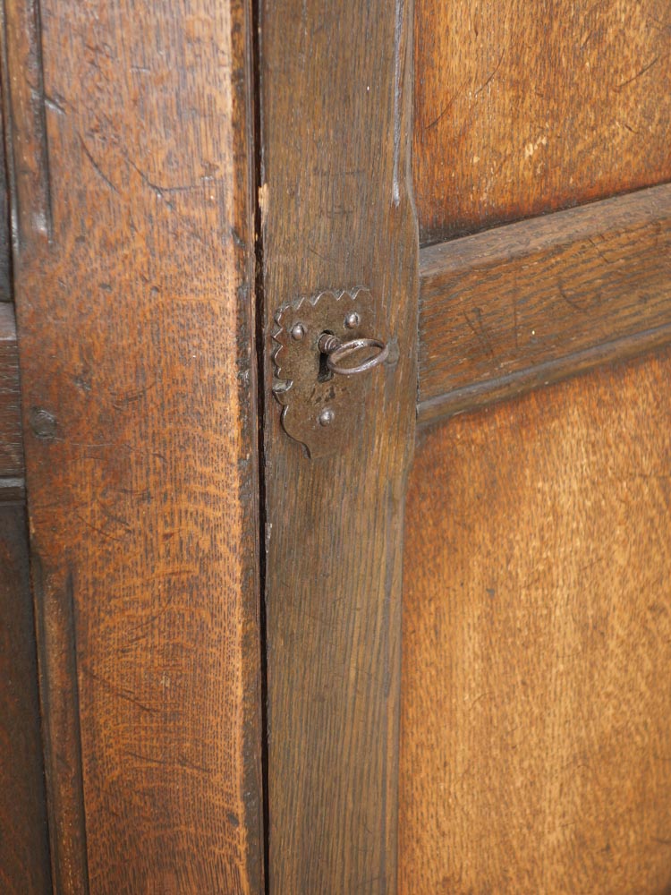 Garderobenschrank in Eiche um 1900 wohnfertig restauriert Versand