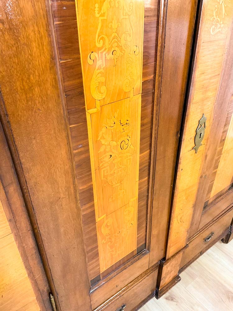 Dielenschrank aus der Zeit um 1780 – Bild 8