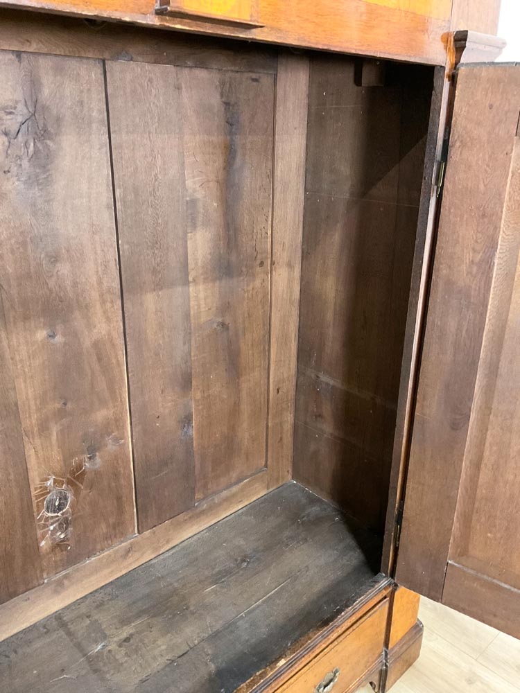 Dielenschrank aus der Zeit um 1780 – Bild 6