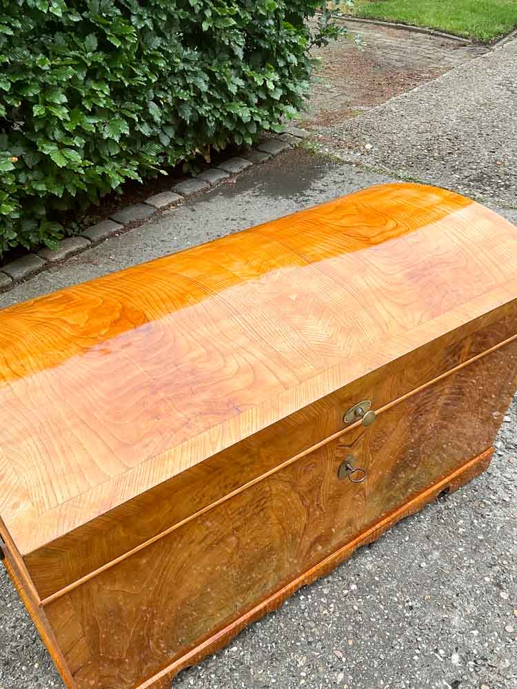 Antike Biedermeier Truhe in Esche – Bild 9