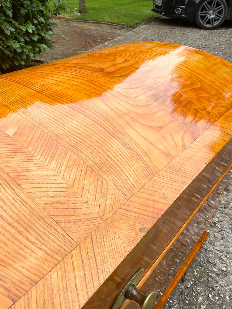Antike Biedermeier Truhe in Esche – Bild 6