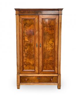 Antiker Kleiderschrank aus der Gründerzeit, Nussbaum mit Wurzelholzfurnier, restauriert, um 1880, mit zwei Türen und unterer Schublade