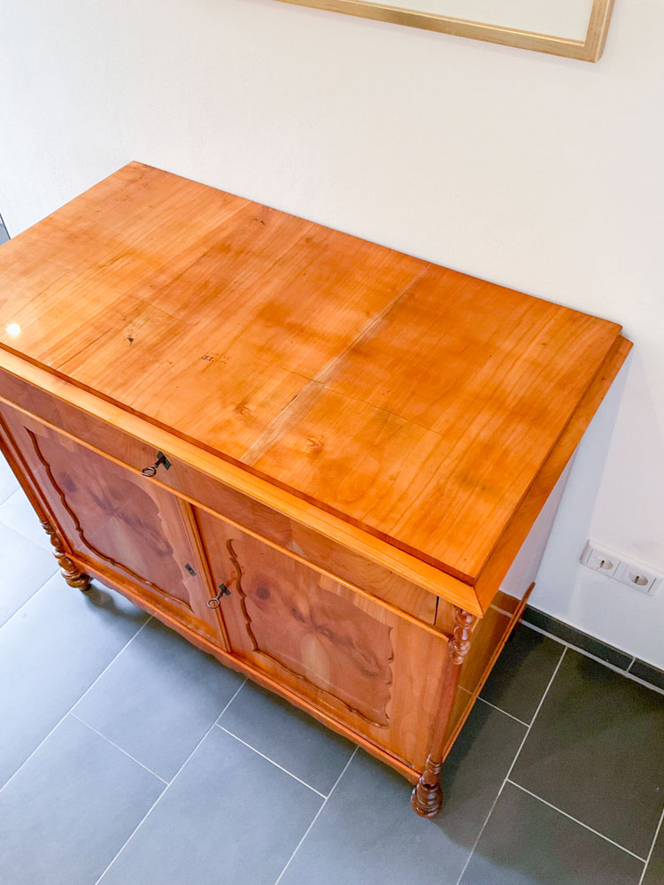 Biedermeier Halbschrank aus Kirschholz – Bild 14